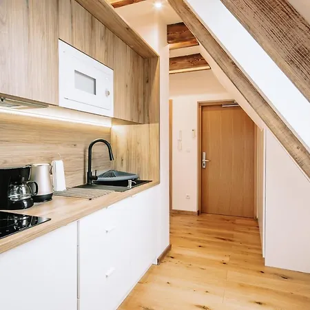 Lucylla Apart & Apartament 16 Apartment *